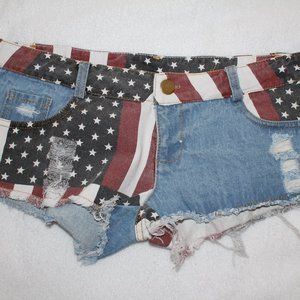 Womens Flag Print Distressed Denim Low-rise Shorts